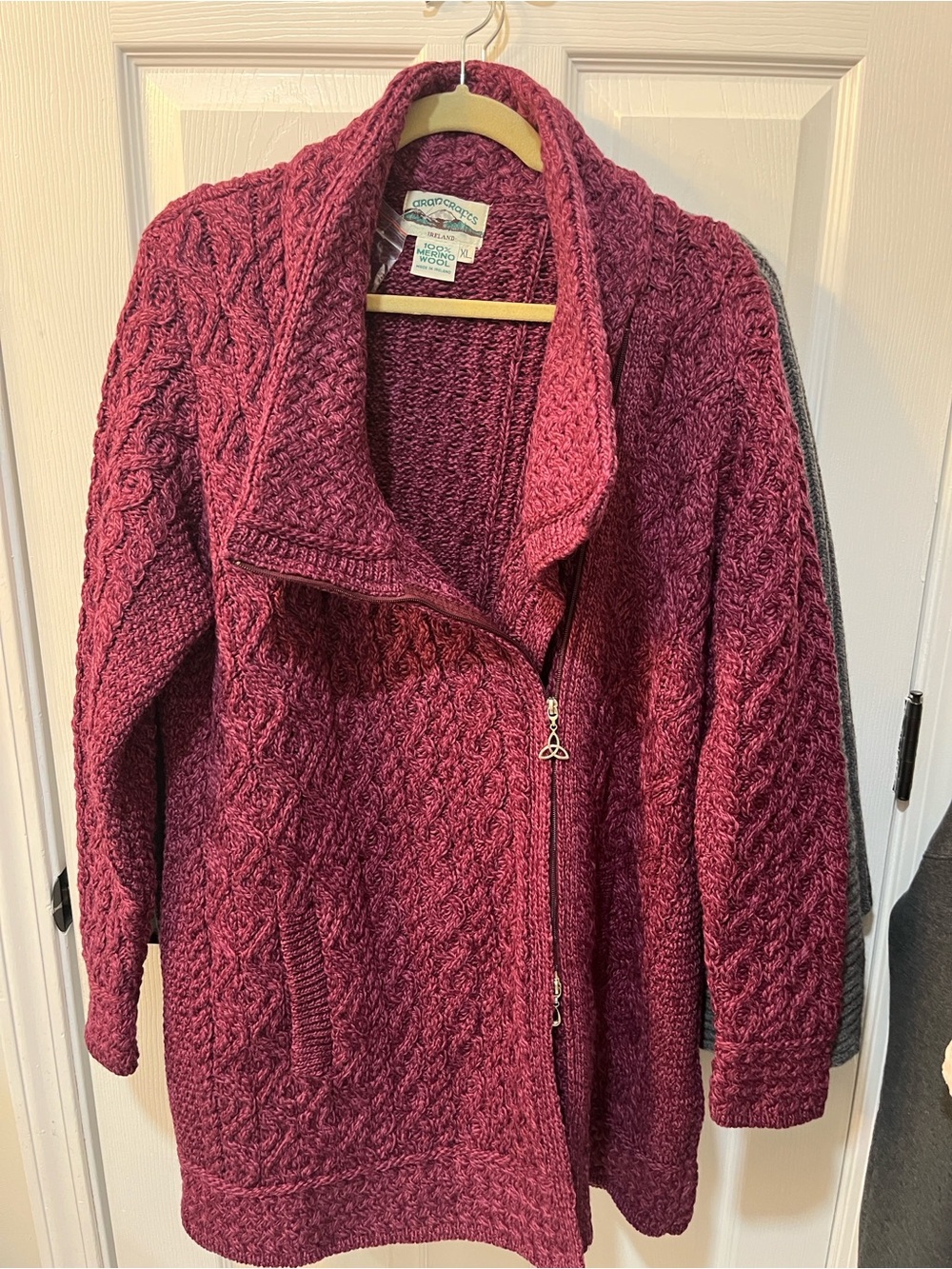 Aran Crafts 💯 Merino Wool Sweater Coat/Cardigan. Berry / Magenta. Size ZL. New. - Picture 9 of 11